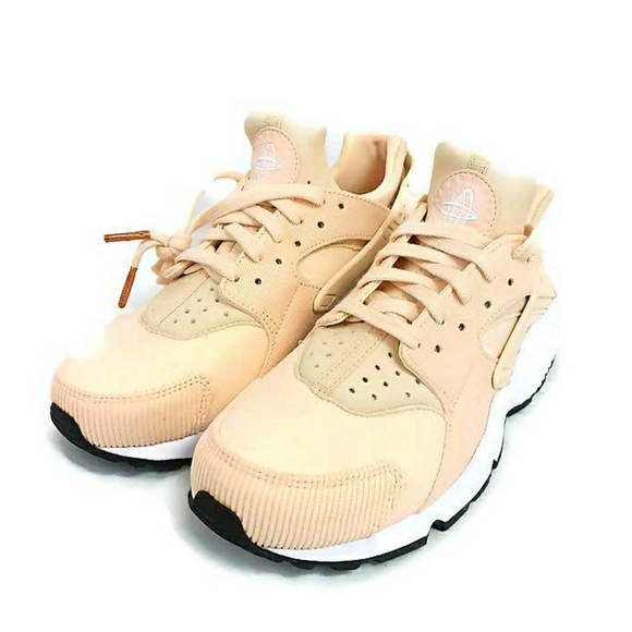 Nike Air Huarache Run SE Women's Size 8 - Picture 5 of 8
